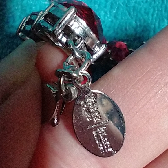 Elegant Red Gemstone Bracelet Silvertone - Picture 3 of 5